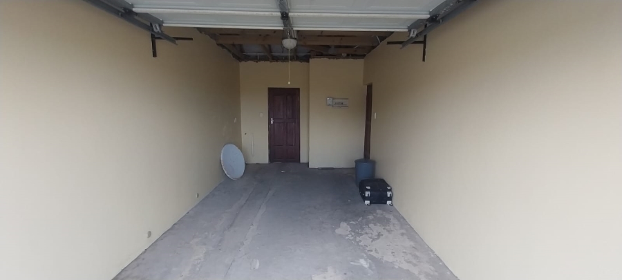 3 Bedroom Property for Sale in Beacon Bay North Eastern Cape